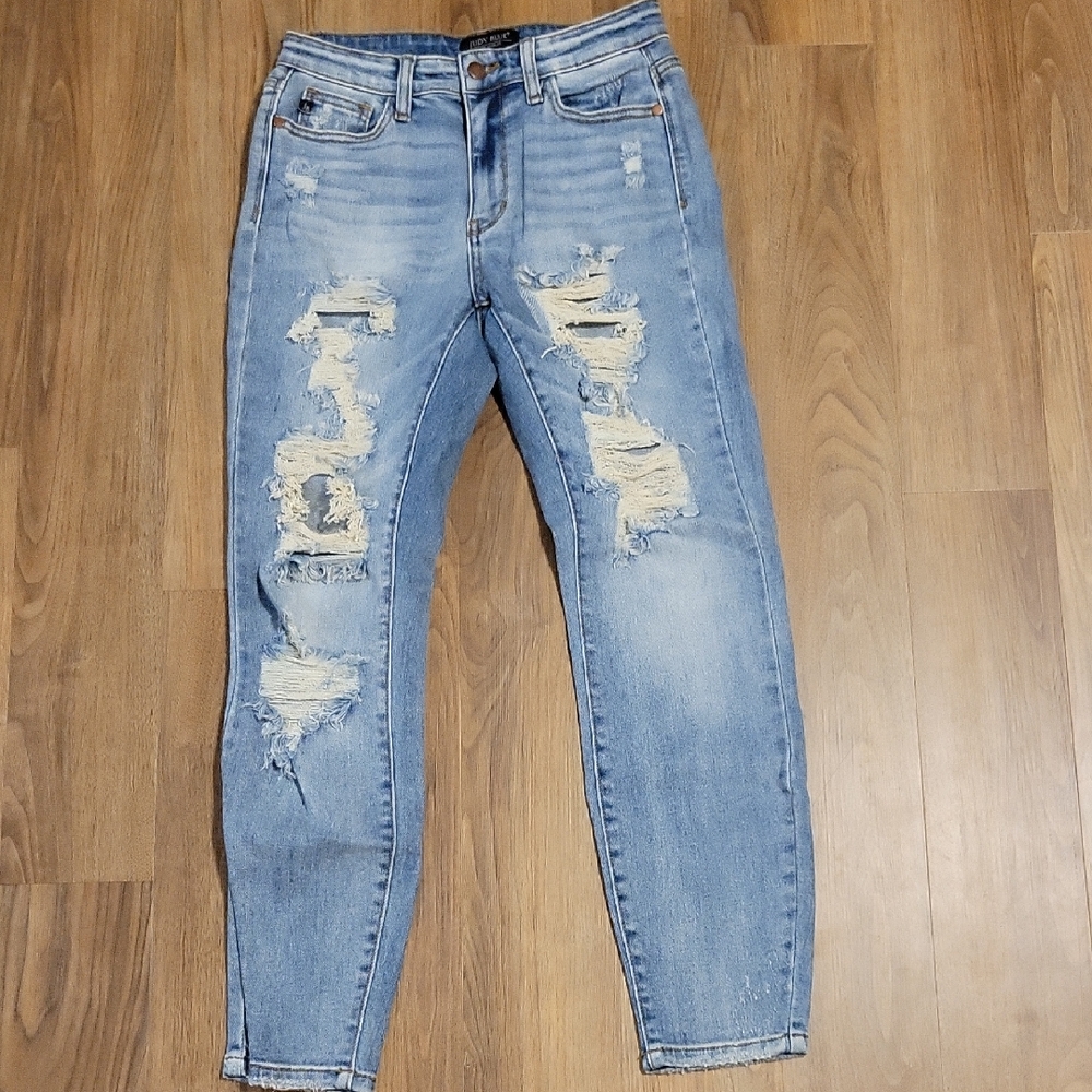 Judy Blue Boyfriend Fit Distressed Blue Jeans